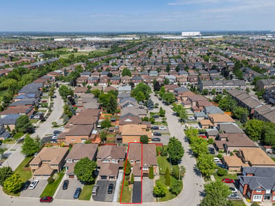 7093 Black Walnut Trl., Mississauga, ON