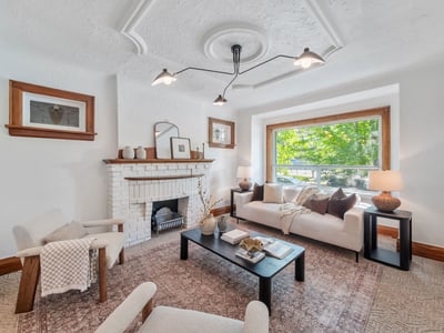 27 Lesmount Ave., East York, ON