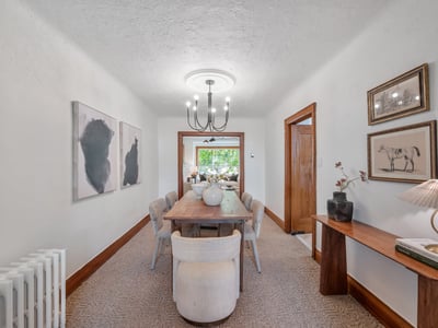 27 Lesmount Ave., East York, ON