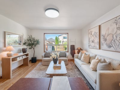 27 Lesmount Ave., East York, ON
