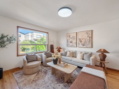 27 Lesmount Ave., East York, ON