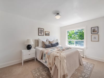 27 Lesmount Ave., East York, ON