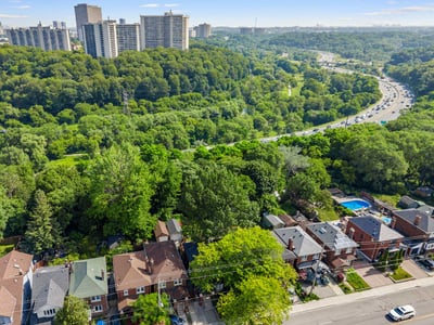 511 Donlands Ave., East York, ON