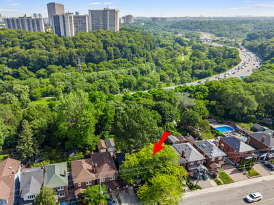 511 Donlands Ave., East York, ON