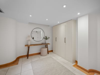 305-25 George St., Toronto, ON