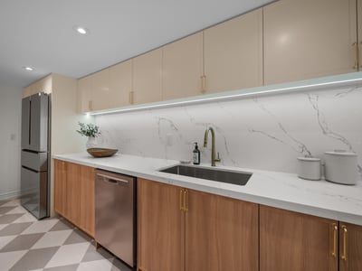 305-25 George St., Toronto, ON