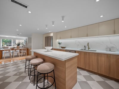 305-25 George St., Toronto, ON