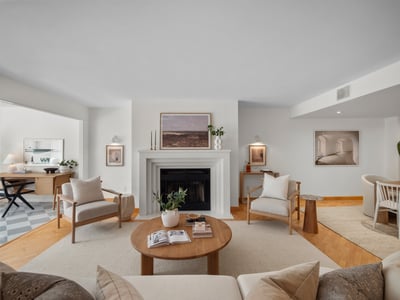 305-25 George St., Toronto, ON