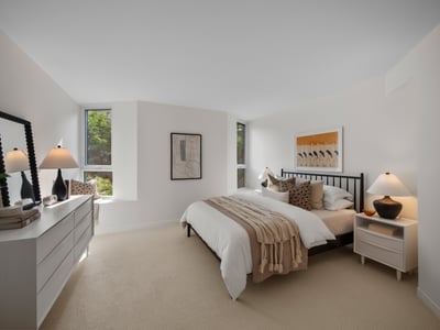 305-25 George St., Toronto, ON