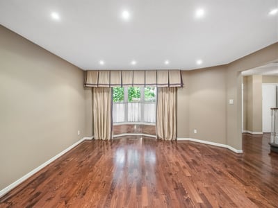 19 Jessica Gardens, Thornhill, ON