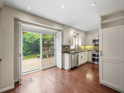 19 Jessica Gardens, Thornhill, ON