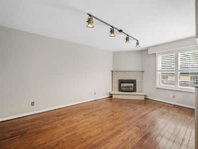 19 Jessica Gardens, Thornhill, ON
