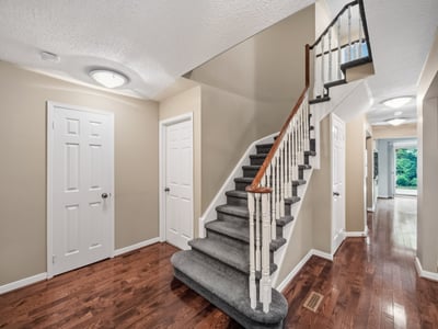 19 Jessica Gardens, Thornhill, ON