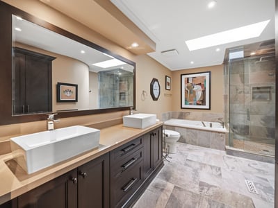 19 Jessica Gardens, Thornhill, ON