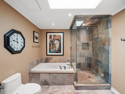 19 Jessica Gardens, Thornhill, ON