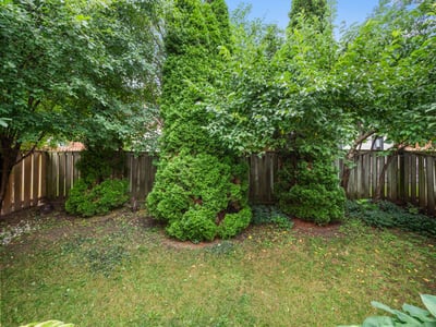 19 Jessica Gardens, Thornhill, ON