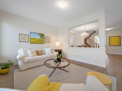 58 Sharonview Cres., East Gwillimbury, ON