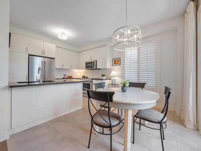 58 Sharonview Cres., East Gwillimbury, ON