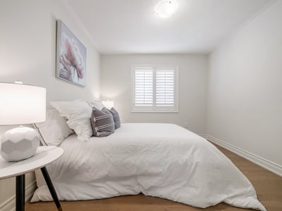 58 Sharonview Cres., East Gwillimbury, ON