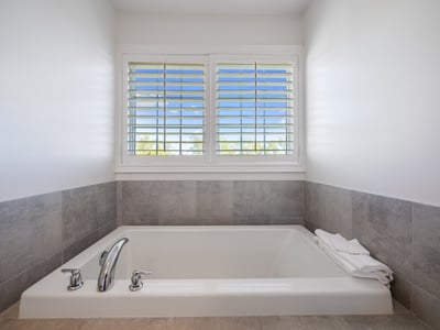 58 Sharonview Cres., East Gwillimbury, ON