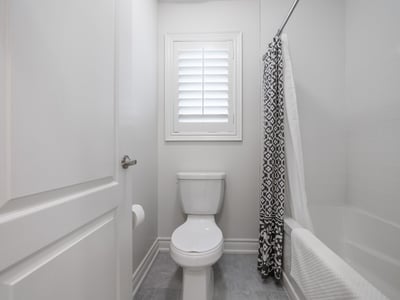 58 Sharonview Cres., East Gwillimbury, ON