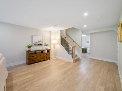 58 Sharonview Cres., East Gwillimbury, ON