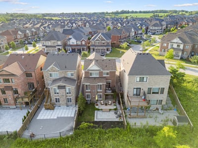 58 Sharonview Cres., East Gwillimbury, ON