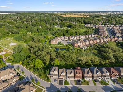 58 Sharonview Cres., East Gwillimbury, ON