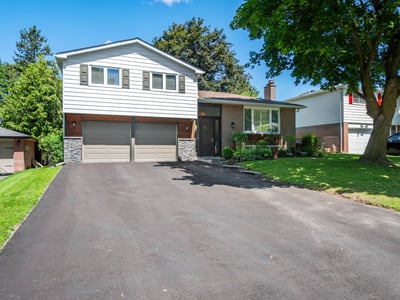811 Three Seasons Dr., Newmarket, ON
