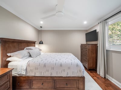 811 Three Seasons Dr., Newmarket, ON