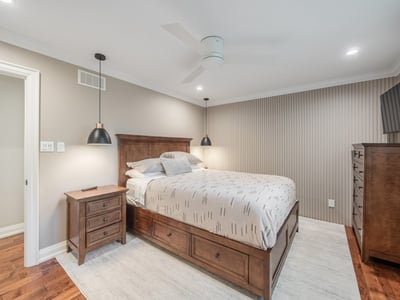 811 Three Seasons Dr., Newmarket, ON
