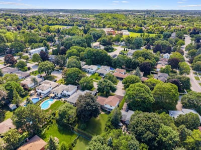 811 Three Seasons Dr., Newmarket, ON