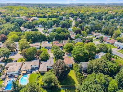 811 Three Seasons Dr., Newmarket, ON