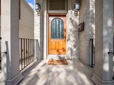 487 Spadina Rd., Toronto, ON