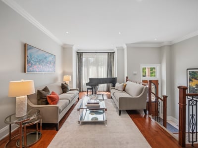 487 Spadina Rd., Toronto, ON
