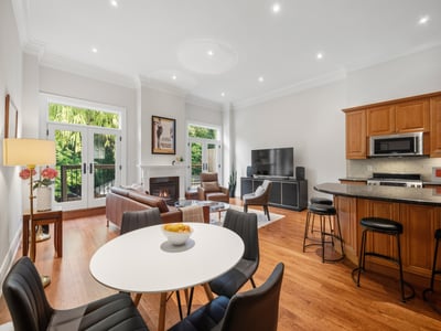 487 Spadina Rd., Toronto, ON