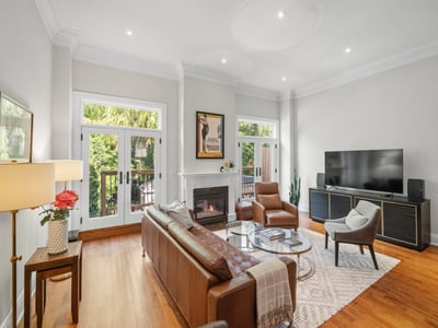 487 Spadina Rd., Toronto, ON