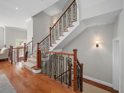487 Spadina Rd., Toronto, ON