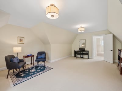 487 Spadina Rd., Toronto, ON
