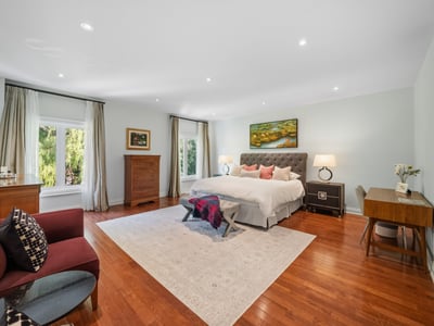 487 Spadina Rd., Toronto, ON