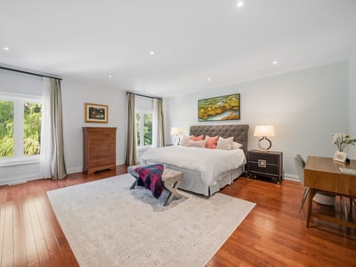487 Spadina Rd., Toronto, ON