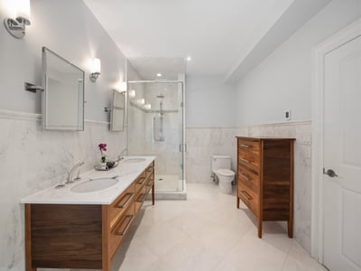 487 Spadina Rd., Toronto, ON