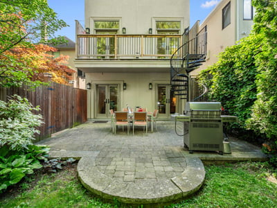 487 Spadina Rd., Toronto, ON