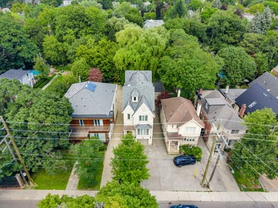 487 Spadina Rd., Toronto, ON