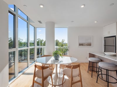 414-2055 Danforth Ave., Toronto, ON