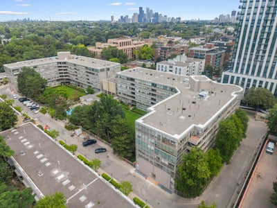 108-18 Lower Village Gate, Toronto, ON