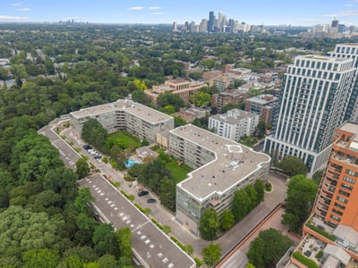 108-18 Lower Village Gate, Toronto, ON