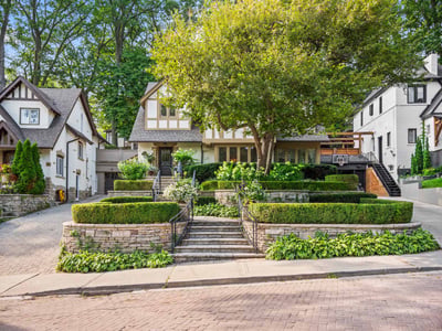 14 Pine Cres., Toronto, ON