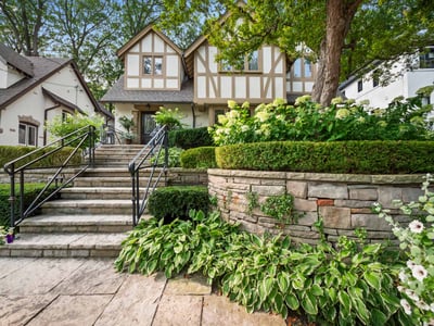 14 Pine Cres., Toronto, ON
