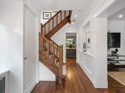 14 Pine Cres., Toronto, ON